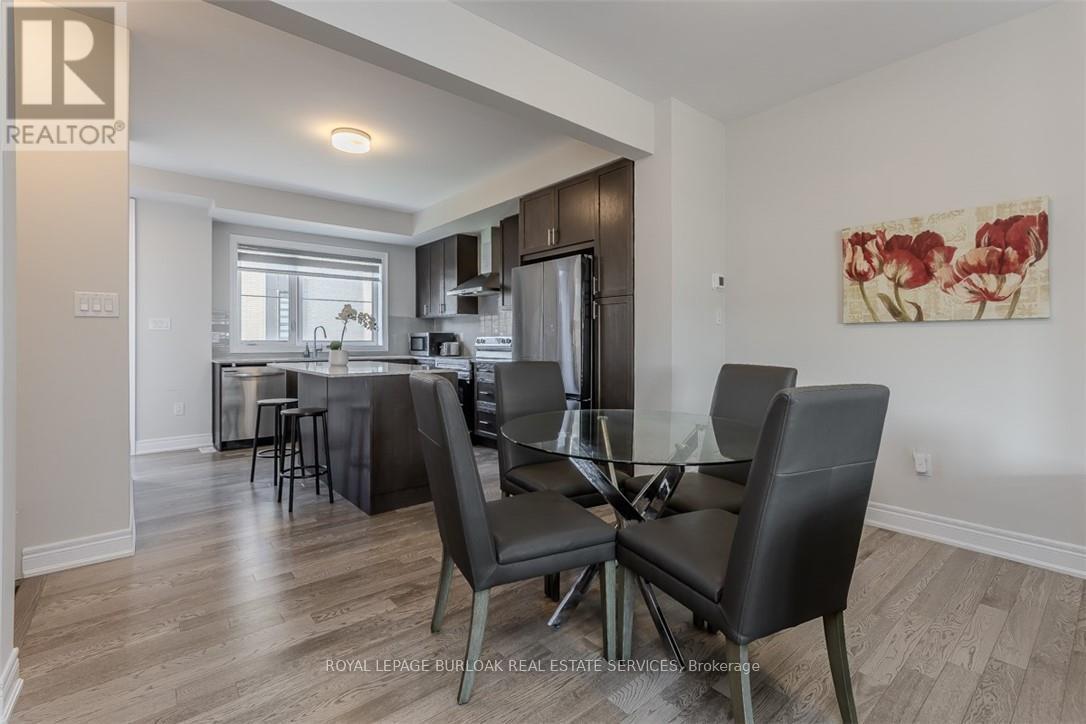 52 - 2273 Turnberry Road, Burlington, Ontario  L7M 2B2 - Photo 13 - W12438505