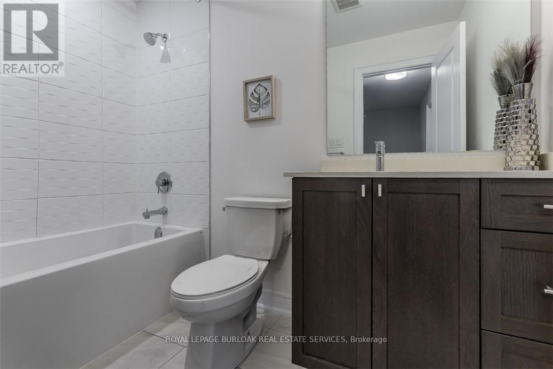 52 - 2273 Turnberry Road, Burlington, Ontario  L7M 2B2 - Photo 27 - W12438505