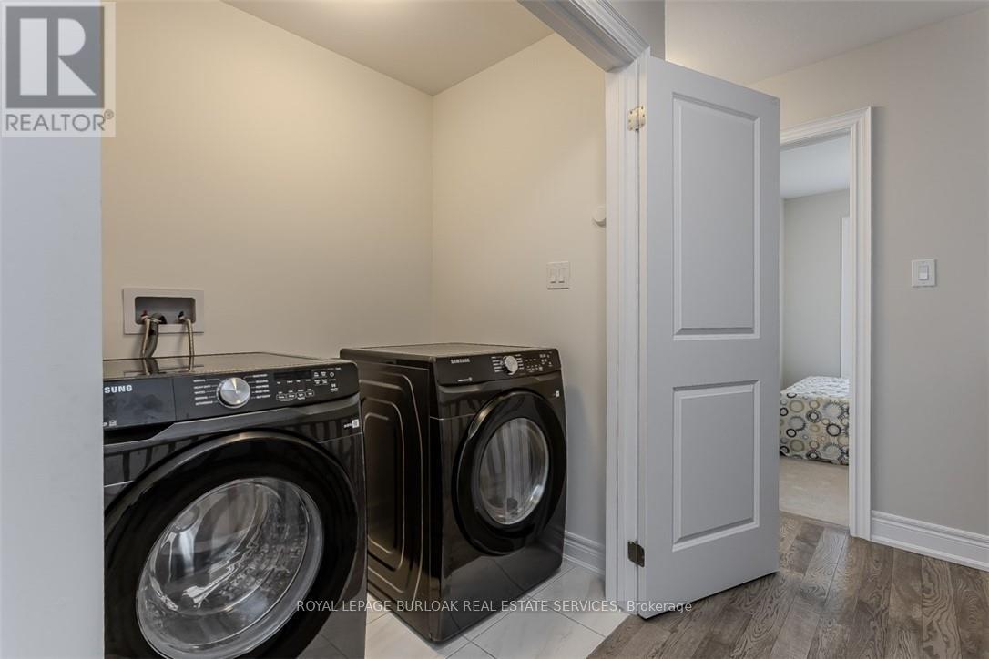 52 - 2273 Turnberry Road, Burlington, Ontario  L7M 2B2 - Photo 37 - W12438505