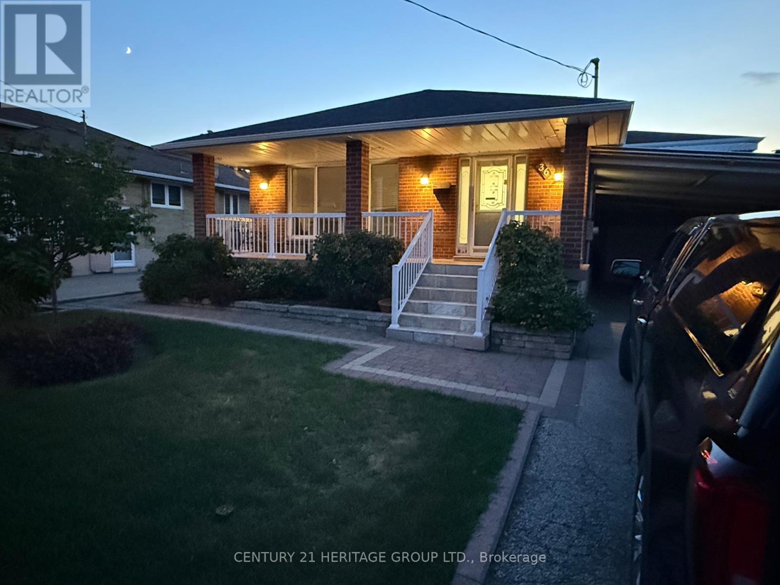 1 - 36 Arkley Crescent, Toronto, Ontario  M9R 3S3 - Photo 18 - W12438530