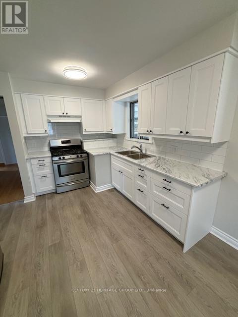 1 - 36 Arkley Crescent, Toronto, Ontario  M9R 3S3 - Photo 6 - W12438530