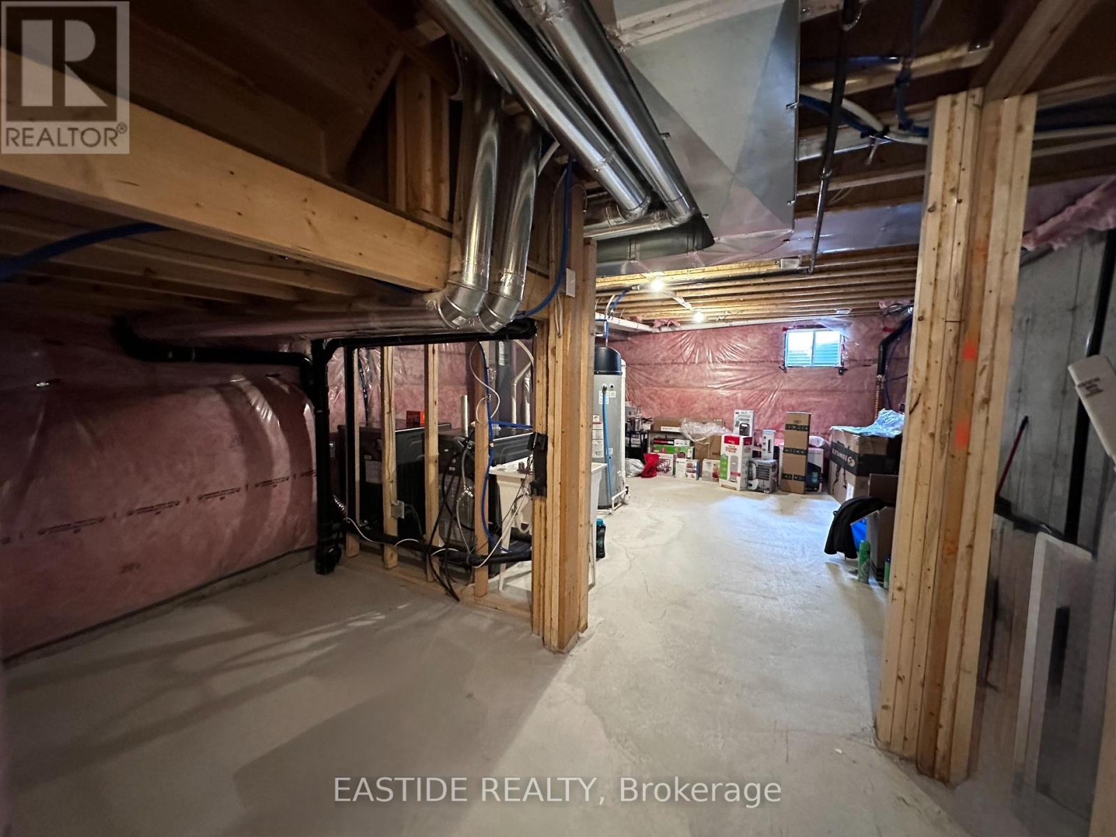 57 Benhurst Crescent, Brampton, Ontario  L7A 0B7 - Photo 11 - W12438550