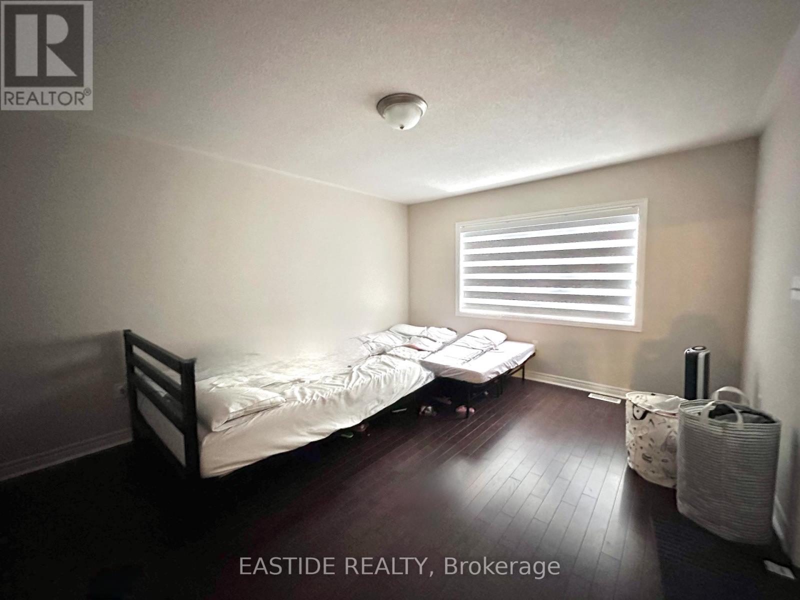57 Benhurst Crescent, Brampton, Ontario  L7A 0B7 - Photo 6 - W12438550