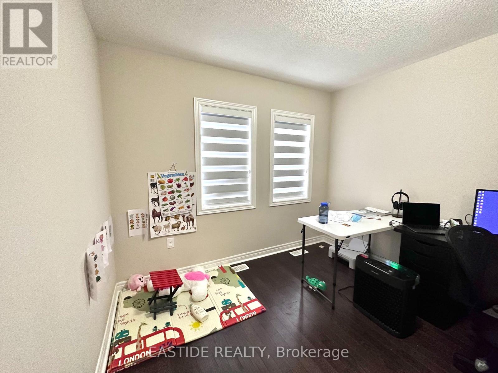 57 Benhurst Crescent, Brampton, Ontario  L7A 0B7 - Photo 7 - W12438550