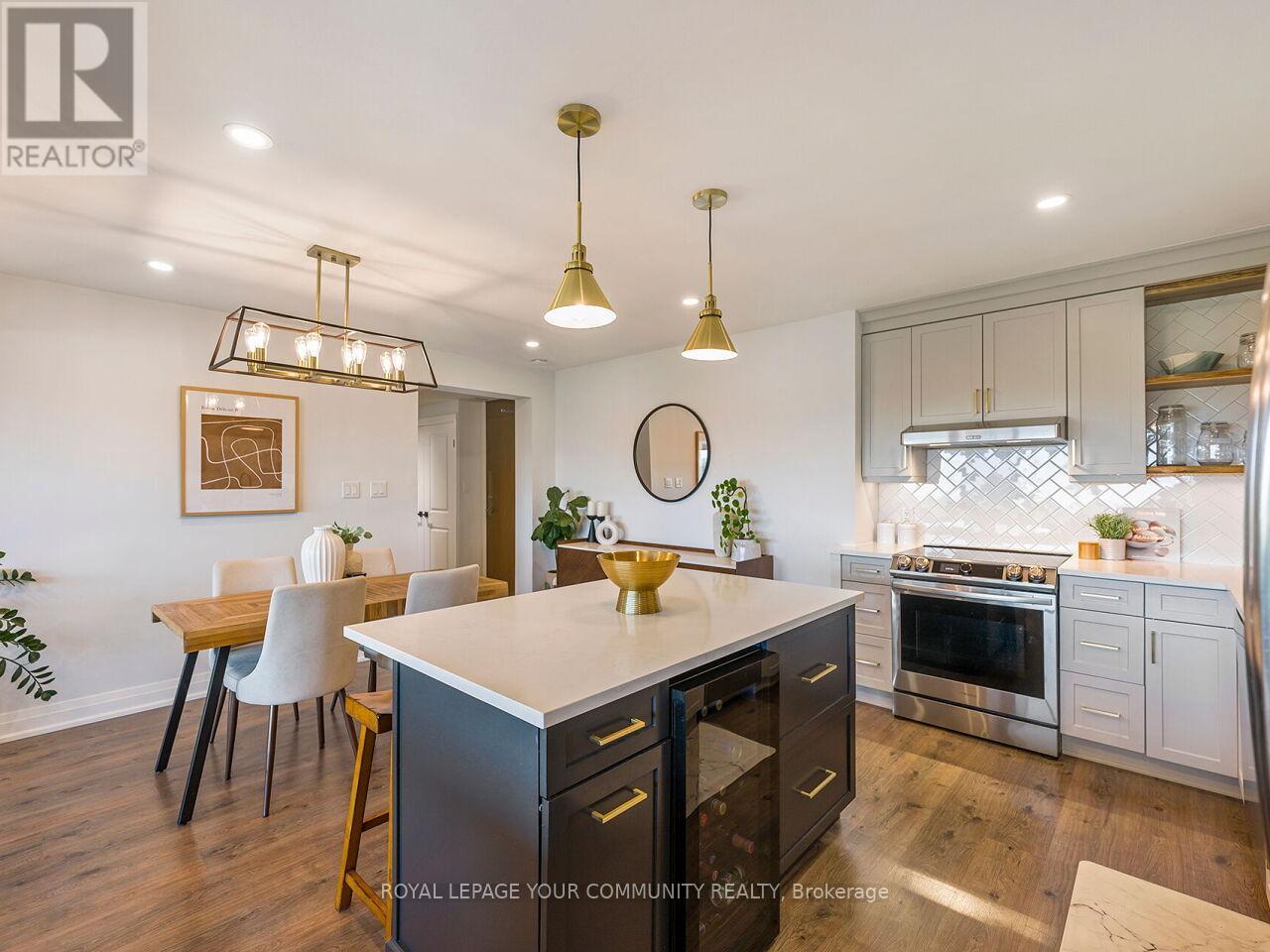 2012 - 270 Scarlett Road, Toronto, Ontario  M6N 4X7 - Photo 7 - W12438559