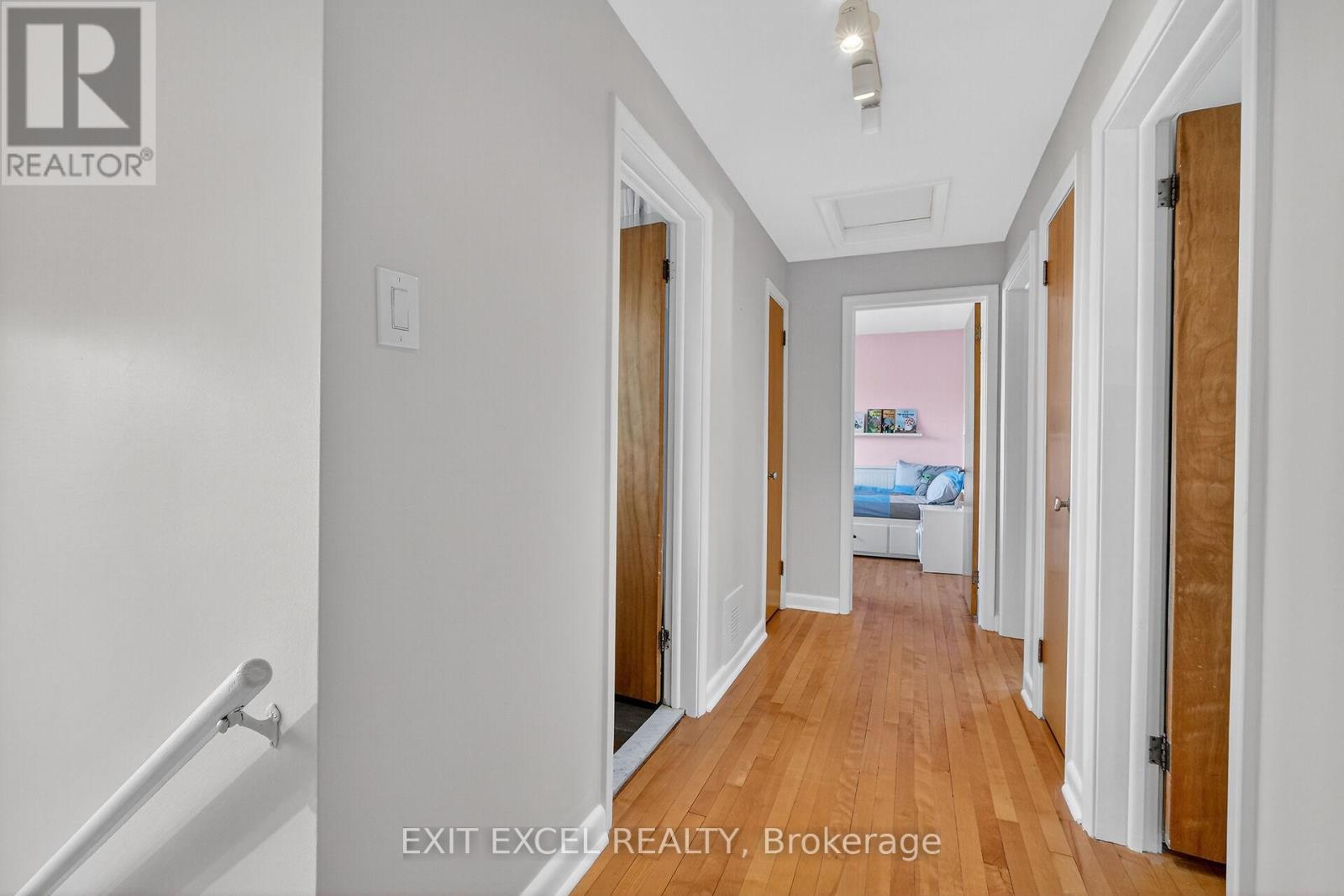 799 Quinlan Road, Ottawa, Ontario  K1G 1R8 - Photo 16 - X12438574