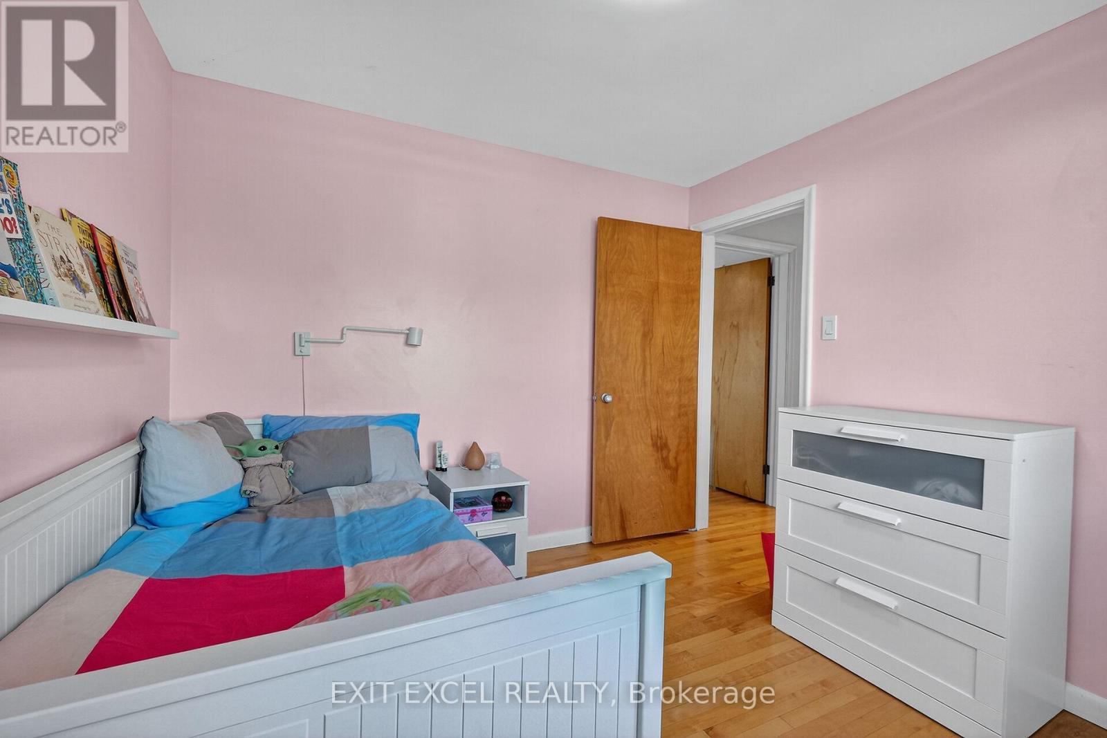 799 Quinlan Road, Ottawa, Ontario  K1G 1R8 - Photo 20 - X12438574