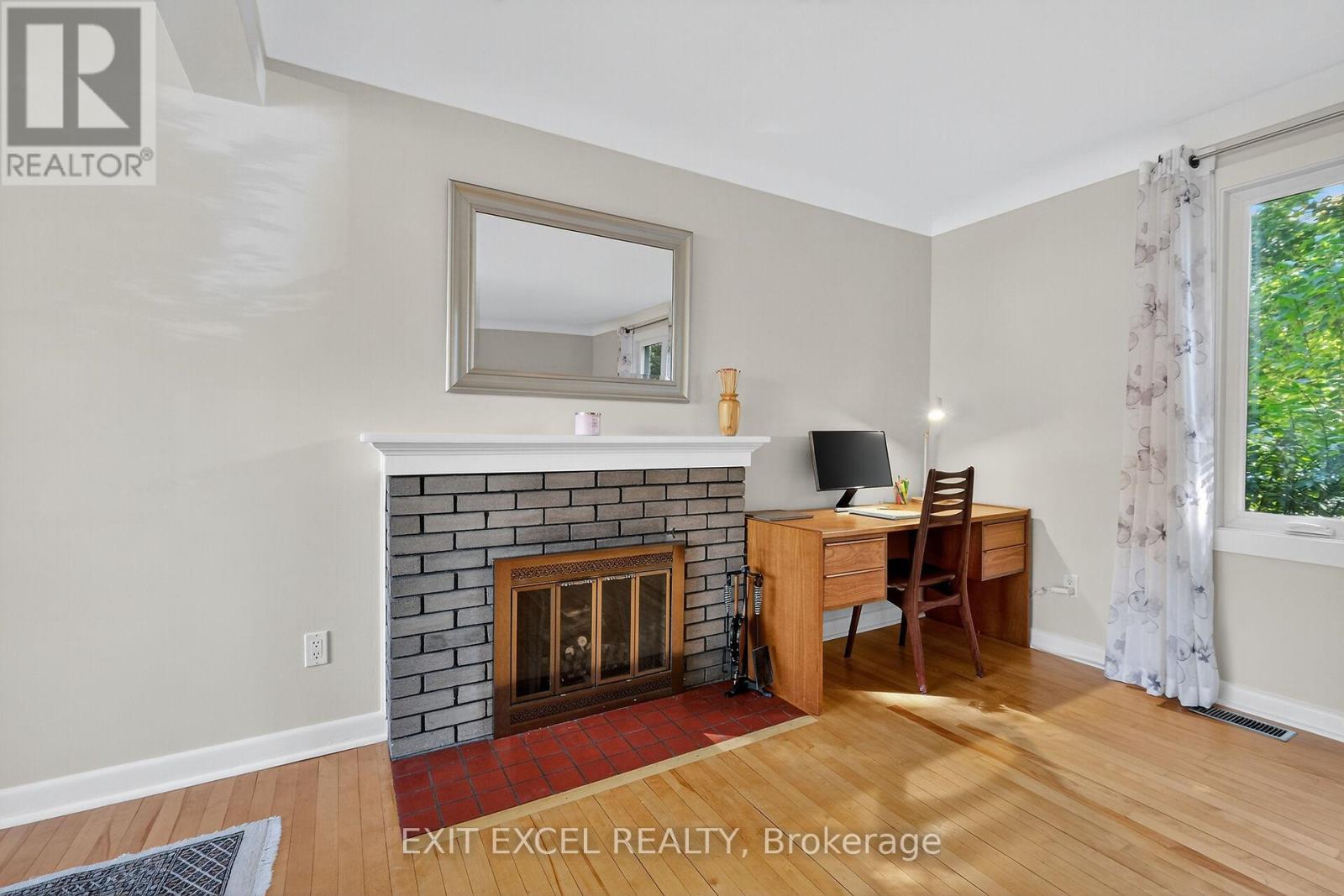 799 Quinlan Road, Ottawa, Ontario  K1G 1R8 - Photo 8 - X12438574
