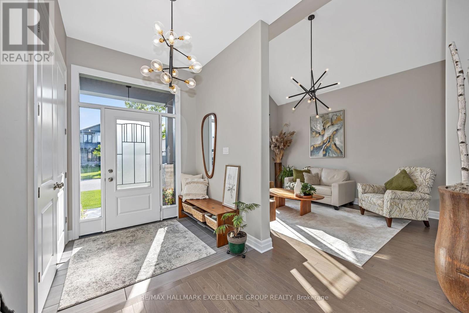 668 Cobalt Street, Clarence-Rockland, Ontario  K4K 0L8 - Photo 4 - X12438598