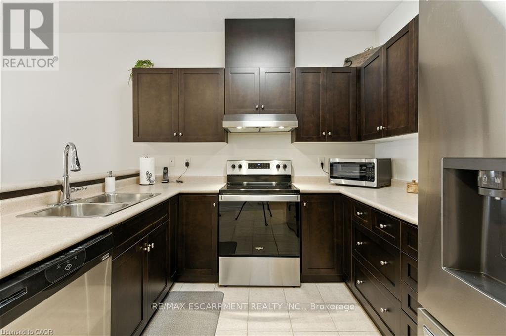 20 - 310 Southbrook Drive, Hamilton, Ontario  L0R 1C0 - Photo 8 - X12438443