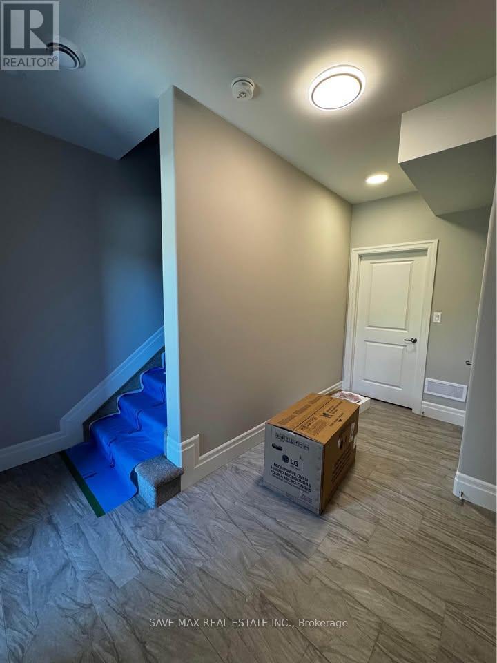 91 Buchanan Avenue, Prince Edward County, Ontario  K0K 2T0 - Photo 3 - X12438461