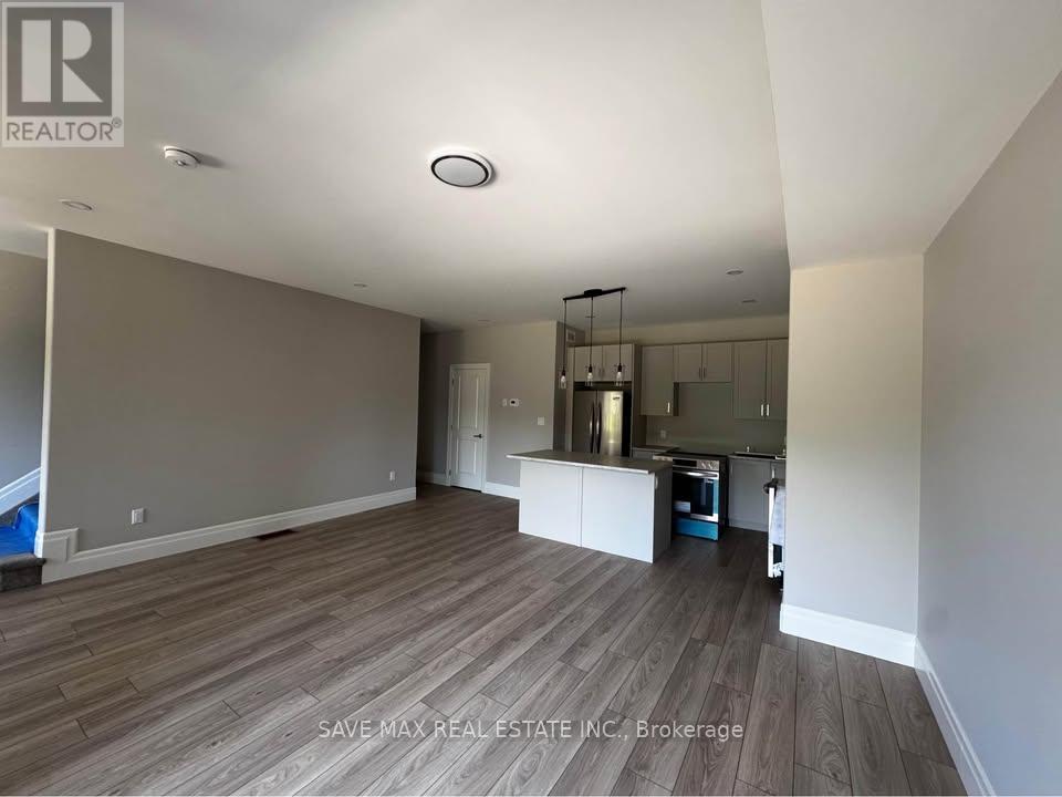 91 Buchanan Avenue, Prince Edward County, Ontario  K0K 2T0 - Photo 5 - X12438461