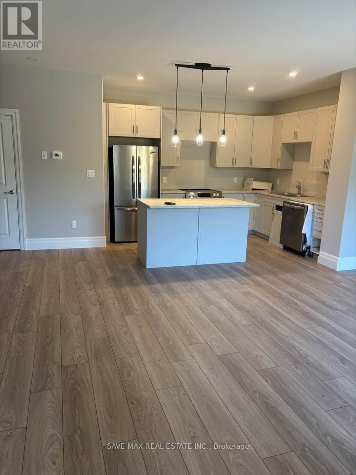 91 Buchanan Avenue, Prince Edward County, Ontario  K0K 2T0 - Photo 6 - X12438461