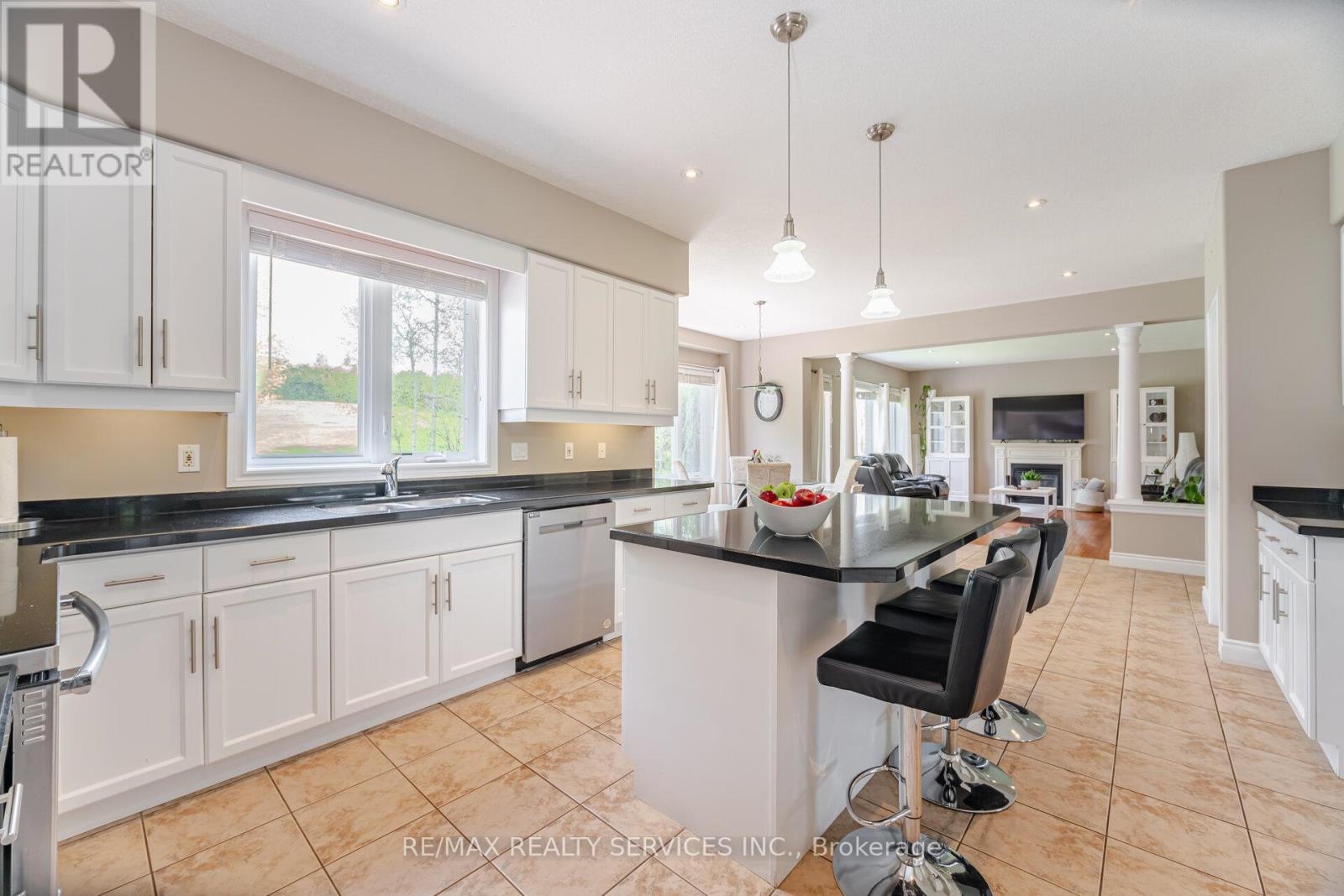 24 Brookhaven Crescent, East Garafraxa, Ontario  L9W 7L9 - Photo 13 - X12438466