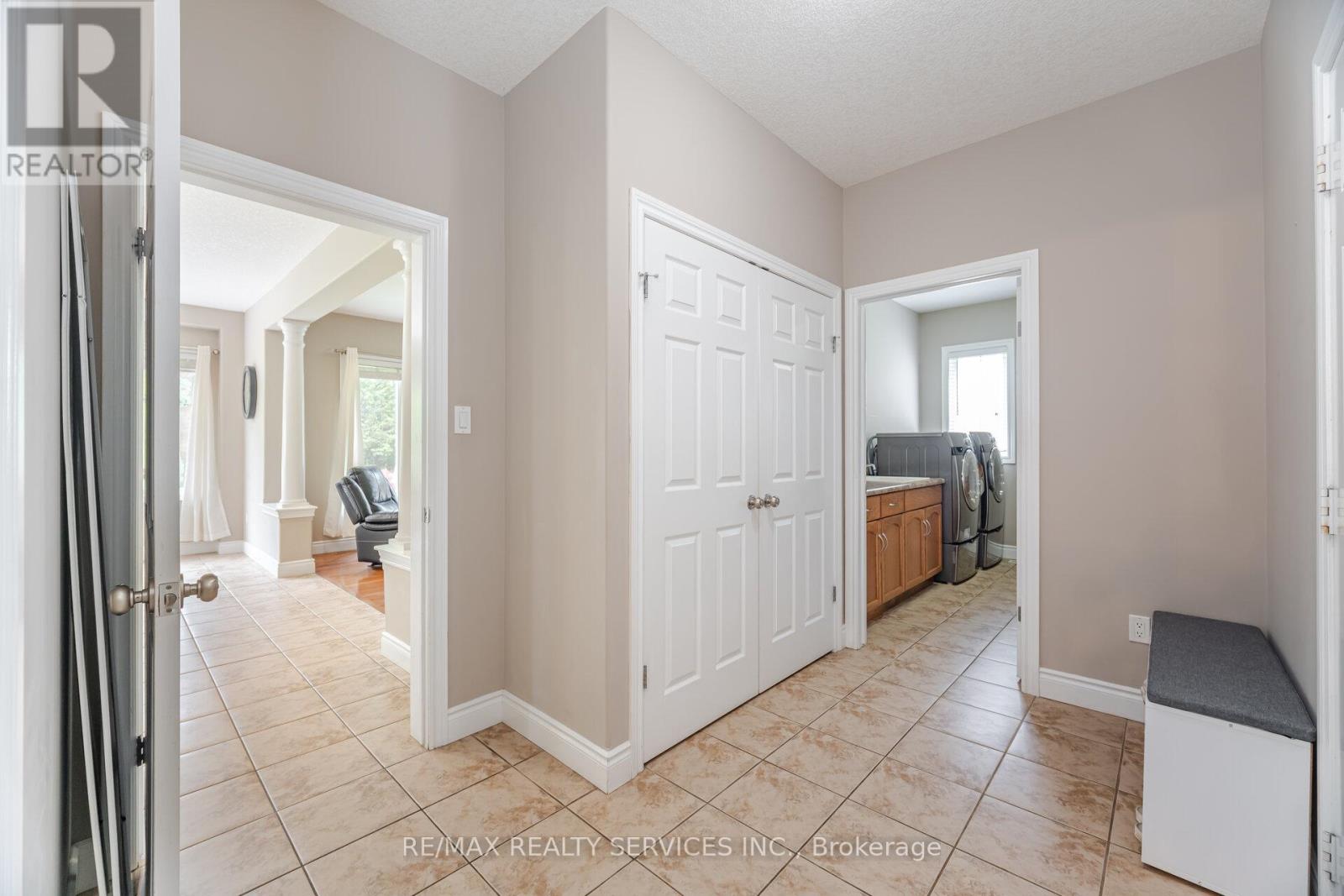 24 Brookhaven Crescent, East Garafraxa, Ontario  L9W 7L9 - Photo 19 - X12438466