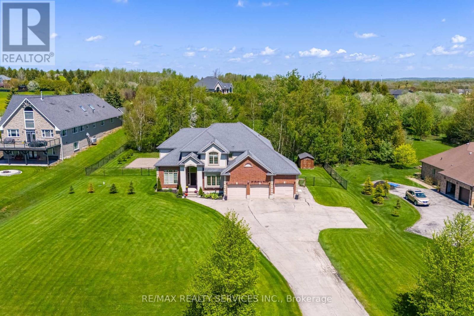 24 Brookhaven Crescent, East Garafraxa, Ontario  L9W 7L9 - Photo 2 - X12438466