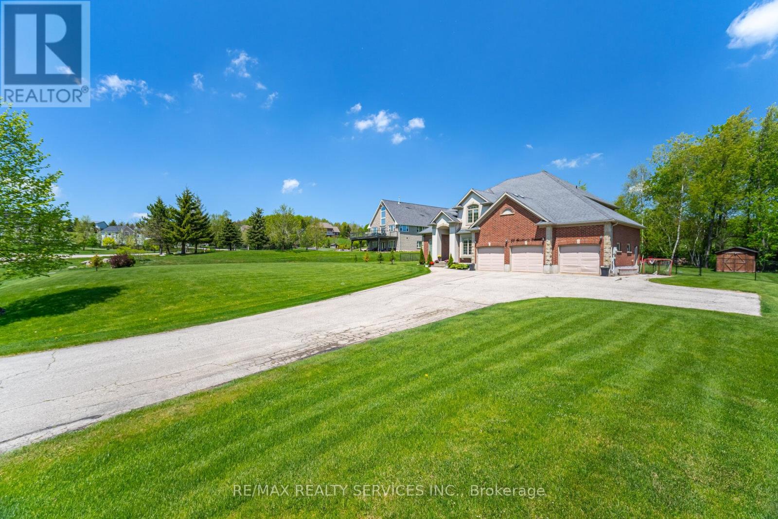 24 Brookhaven Crescent, East Garafraxa, Ontario  L9W 7L9 - Photo 4 - X12438466