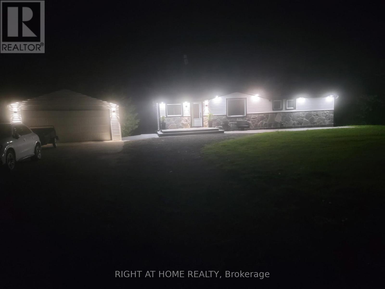 4670 County Road 1 Road, Prince Edward County, Ontario  K0K 1T0 - Photo 4 - X12438476