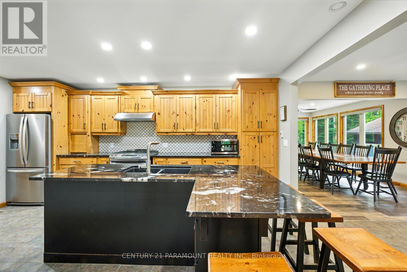 775 Rosskopf Road, Magnetawan, Ontario  P0A 1C0 - Photo 9 - X12438570