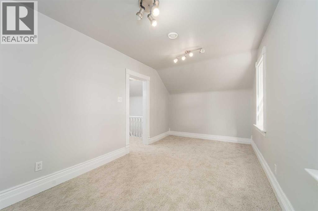 730 17 Street N, Lethbridge, Alberta  T1H 3E1 - Photo 24 - A2257807