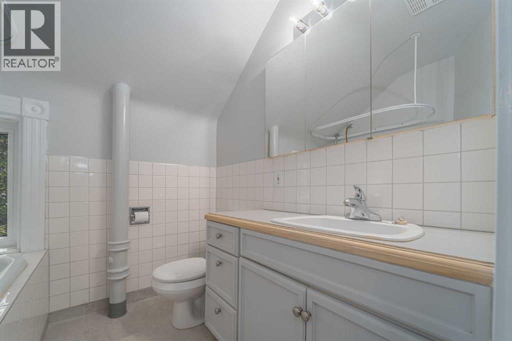 730 17 Street N, Lethbridge, Alberta  T1H 3E1 - Photo 29 - A2257807