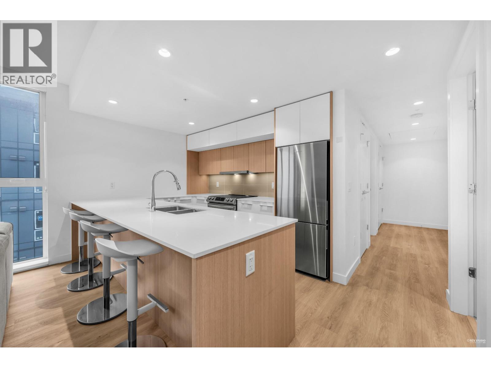 403 9888 University Crescent, Burnaby, British Columbia  V5A 0G4 - Photo 5 - R3054139