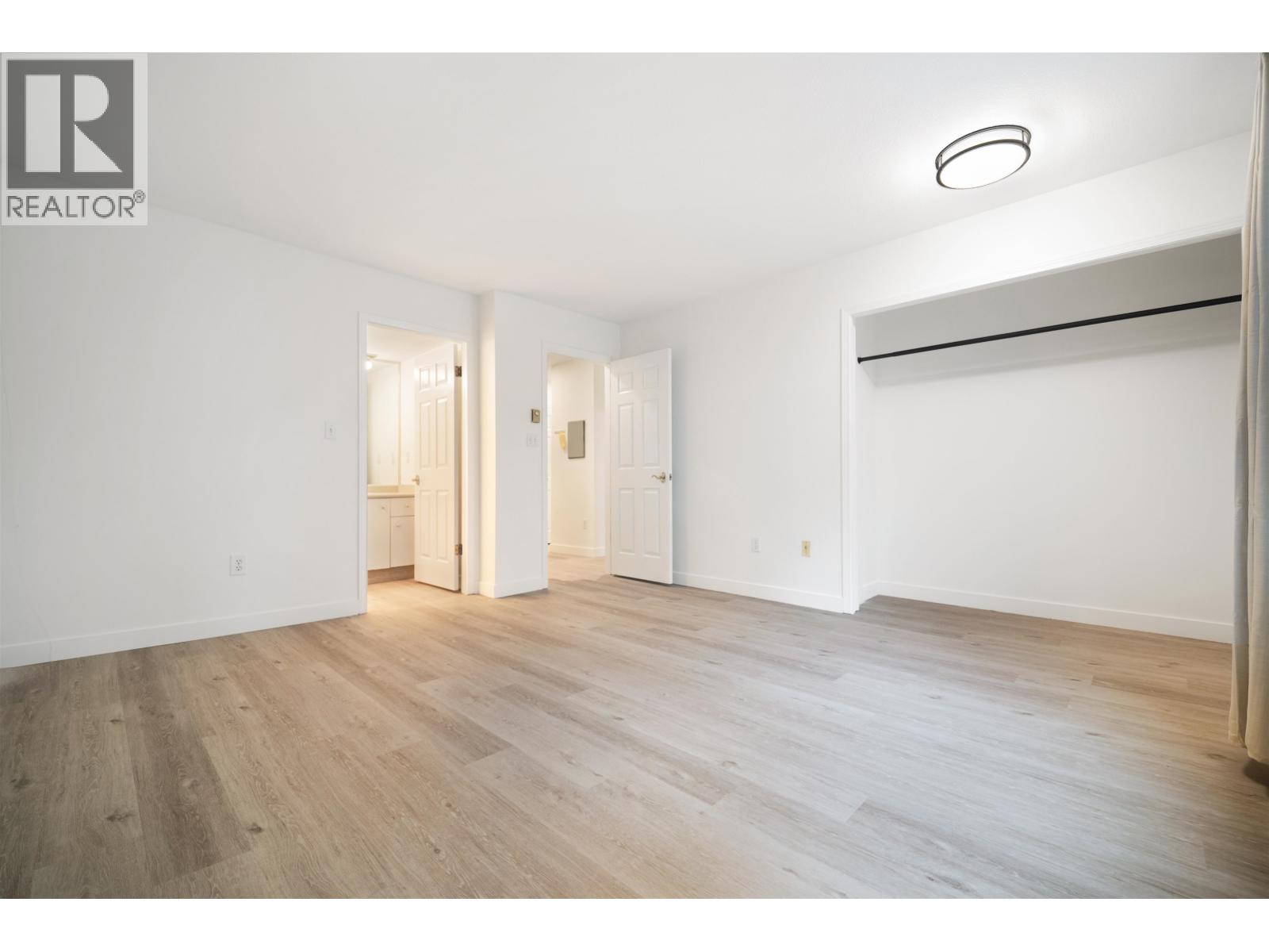 205 5565 Inman Avenue, Burnaby, British Columbia  V5H 2M2 - Photo 12 - R3054146
