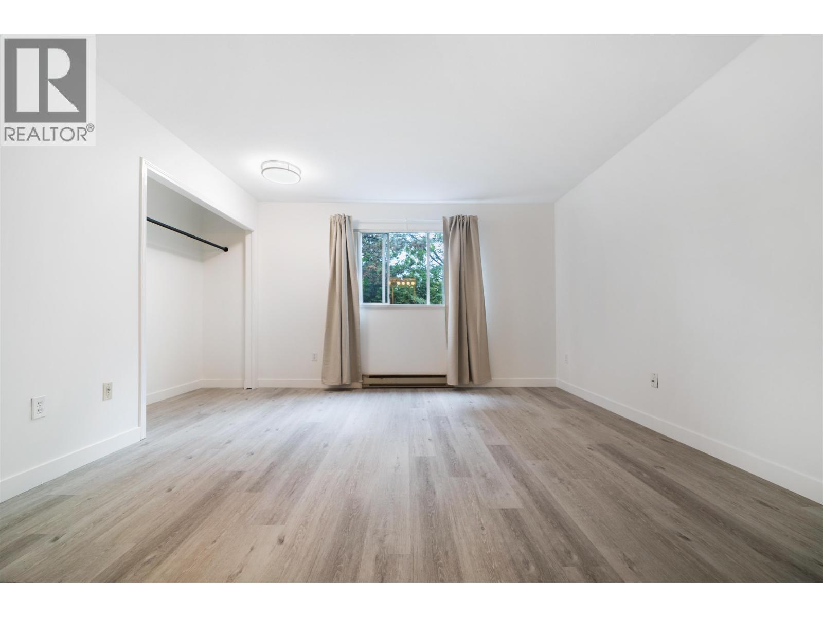205 5565 Inman Avenue, Burnaby, British Columbia  V5H 2M2 - Photo 13 - R3054146