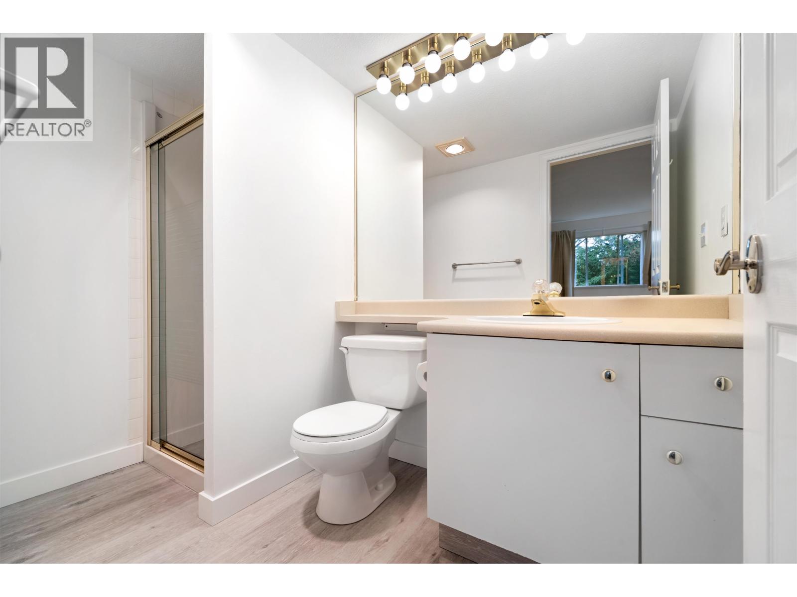 205 5565 Inman Avenue, Burnaby, British Columbia  V5H 2M2 - Photo 14 - R3054146