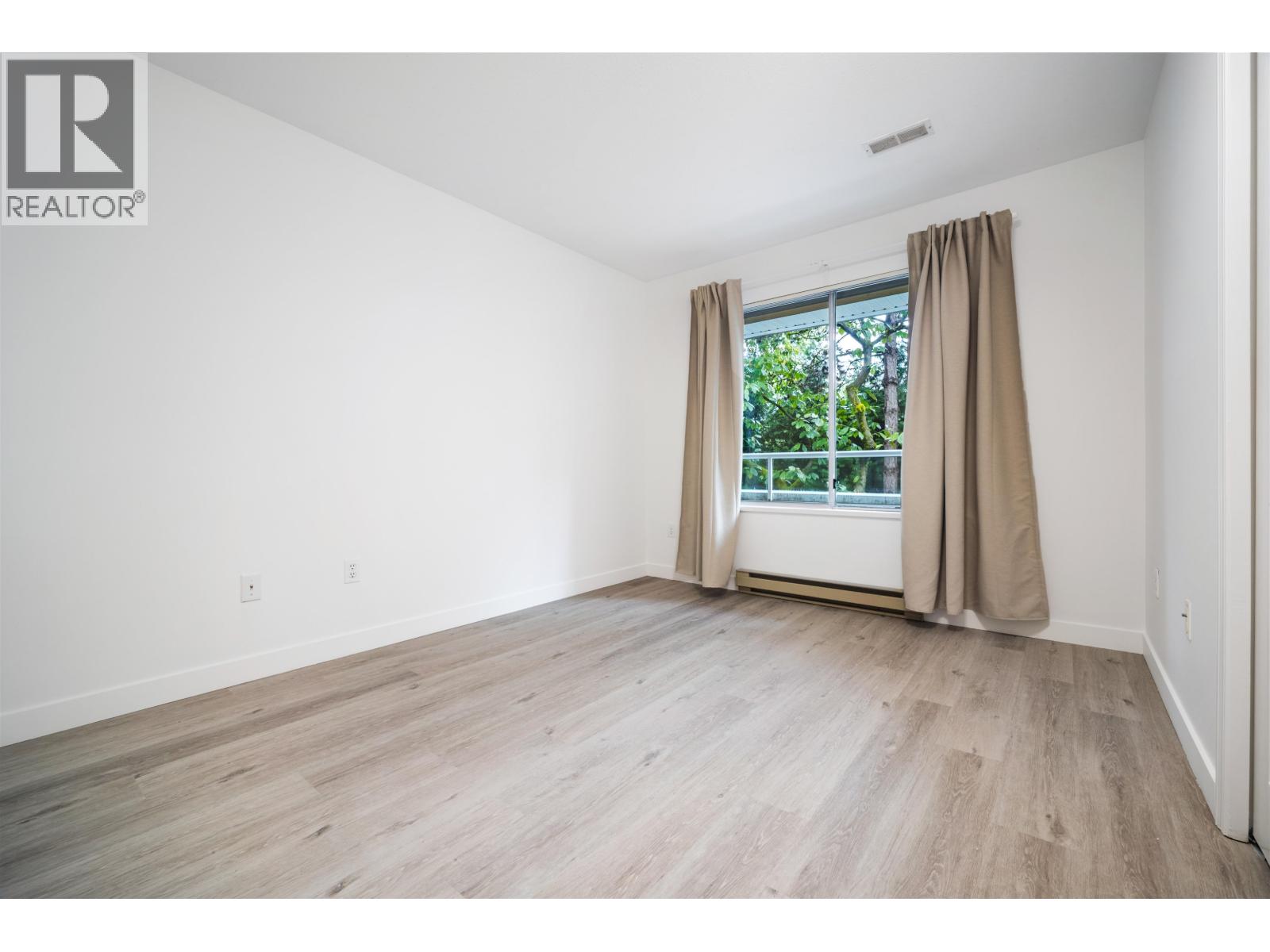 205 5565 Inman Avenue, Burnaby, British Columbia  V5H 2M2 - Photo 16 - R3054146