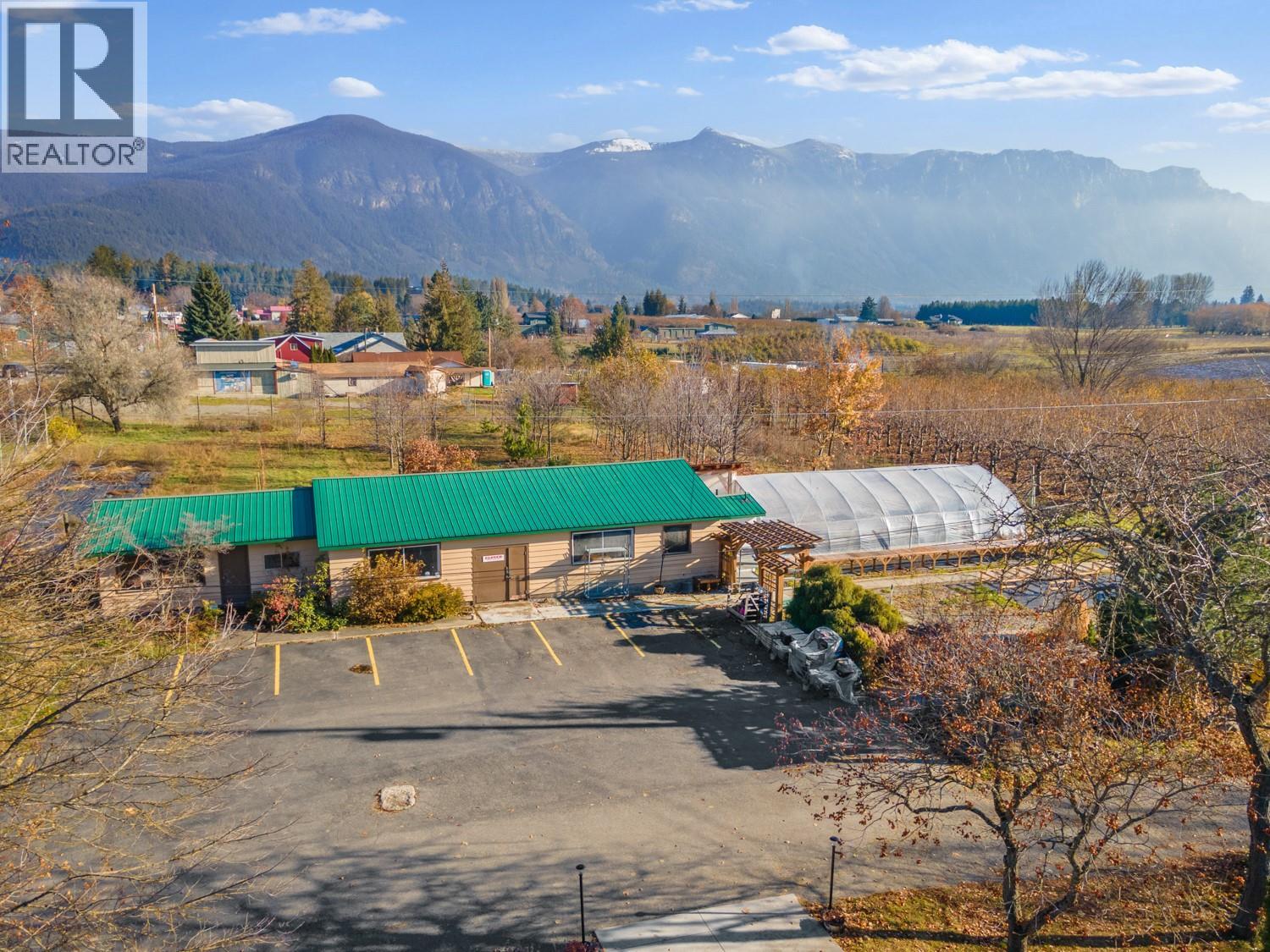 2915 3 Highway, Creston, British Columbia  V0B 1G1 - Photo 26 - 10364282