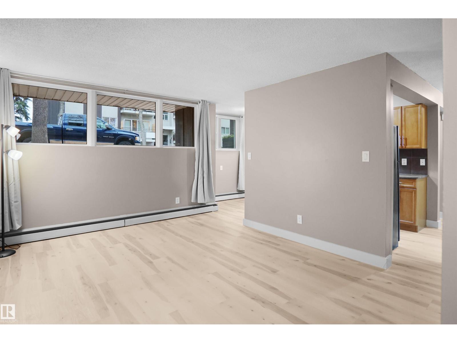 #1 5635 105 St Nw, Edmonton, Alberta  T6H 2N2 - Photo 5 - E4460306