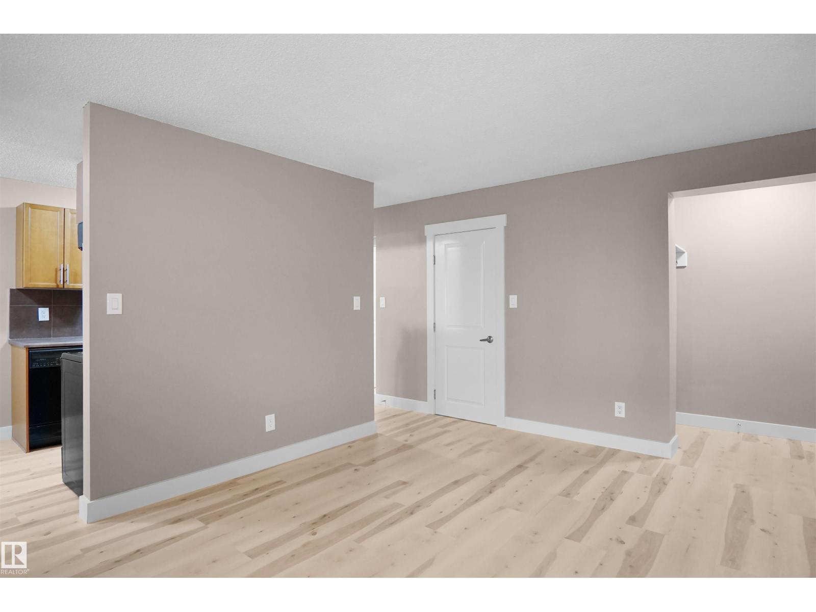 #1 5635 105 St Nw, Edmonton, Alberta  T6H 2N2 - Photo 6 - E4460306