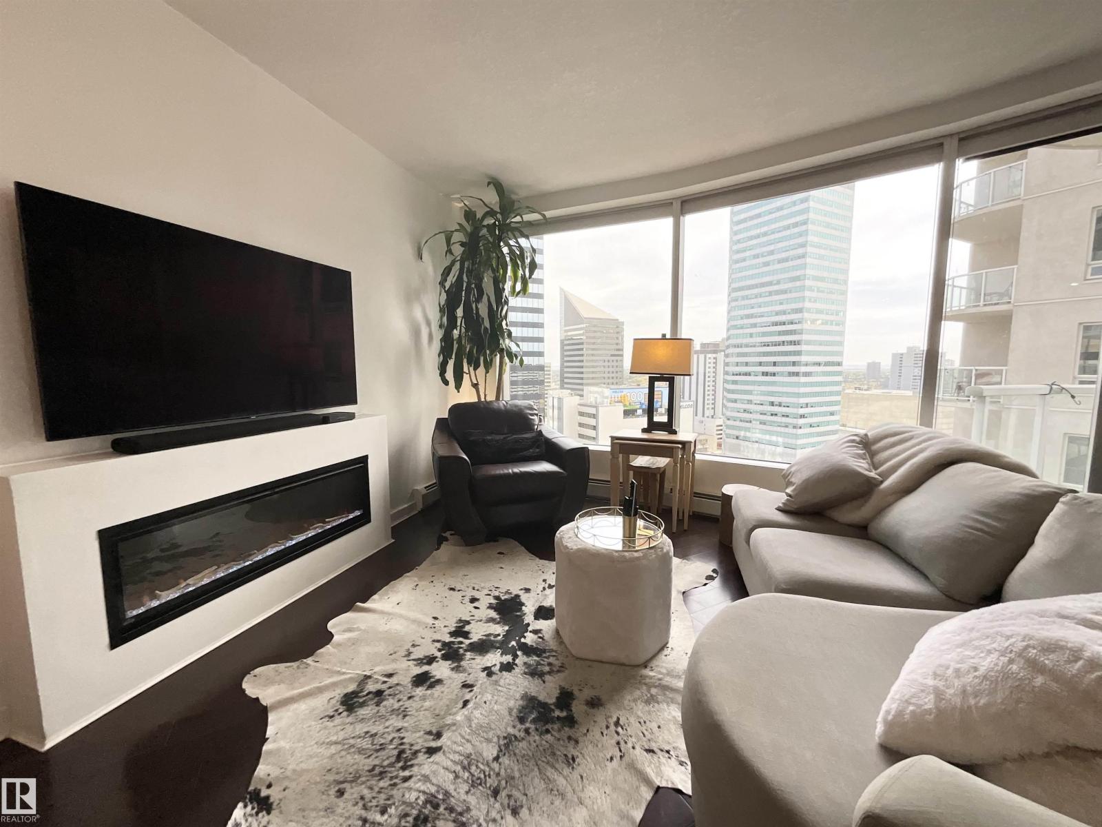 #1504 10152 104 St Nw, Edmonton, Alberta  T5J 0B6 - Photo 1 - E4460308