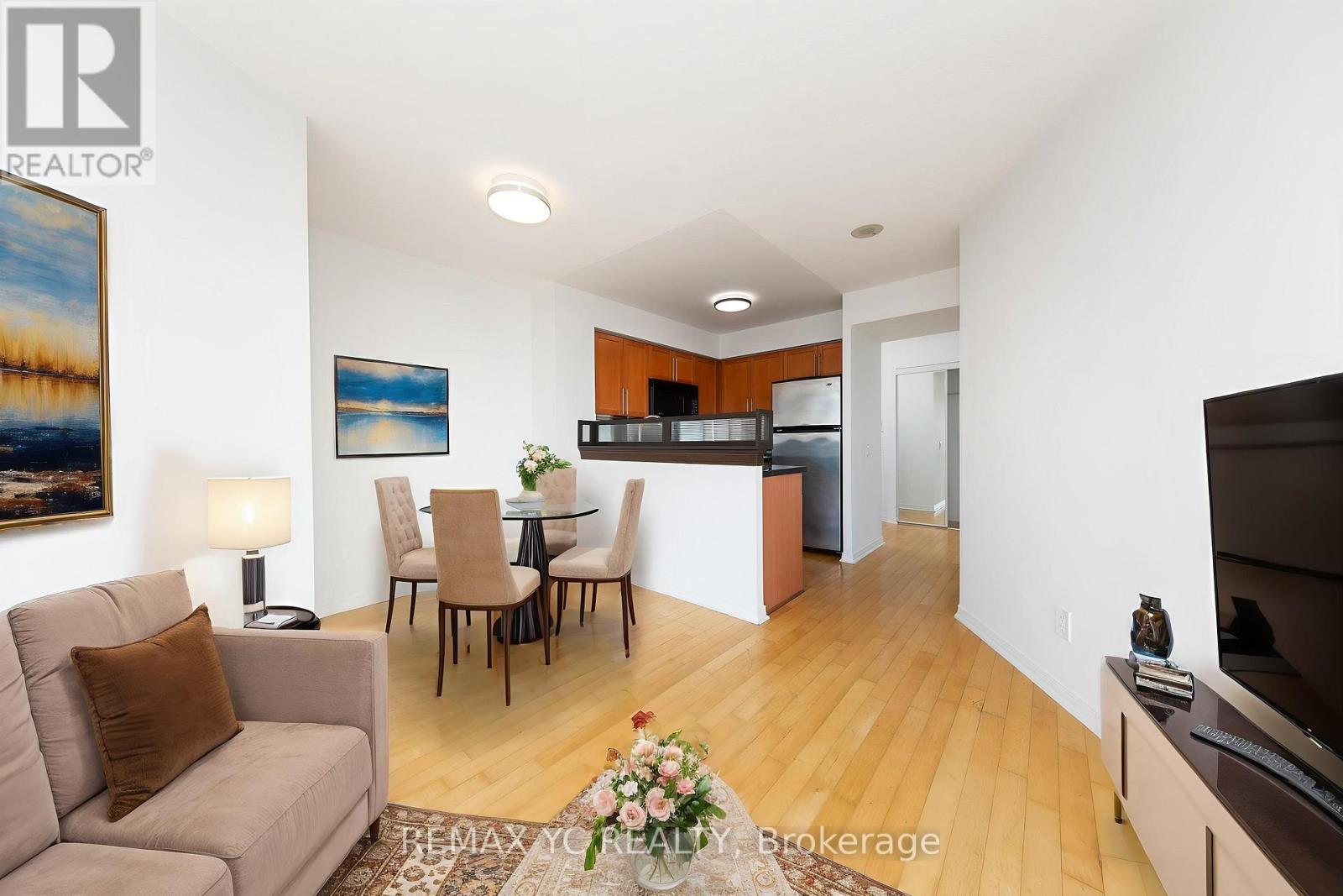 1605 - 28 Harrison Garden Boulevard, Toronto, Ontario  M2N 7B5 - Photo 5 - C12422464