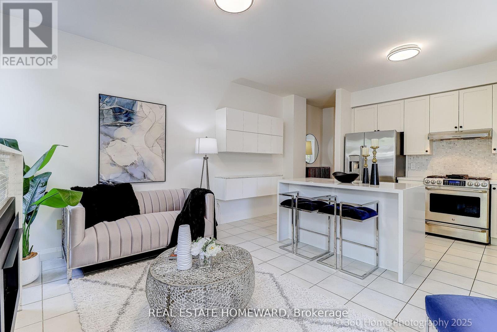 76 Whistle Post Street, Toronto, Ontario  M4E 3W8 - Photo 11 - E12427280