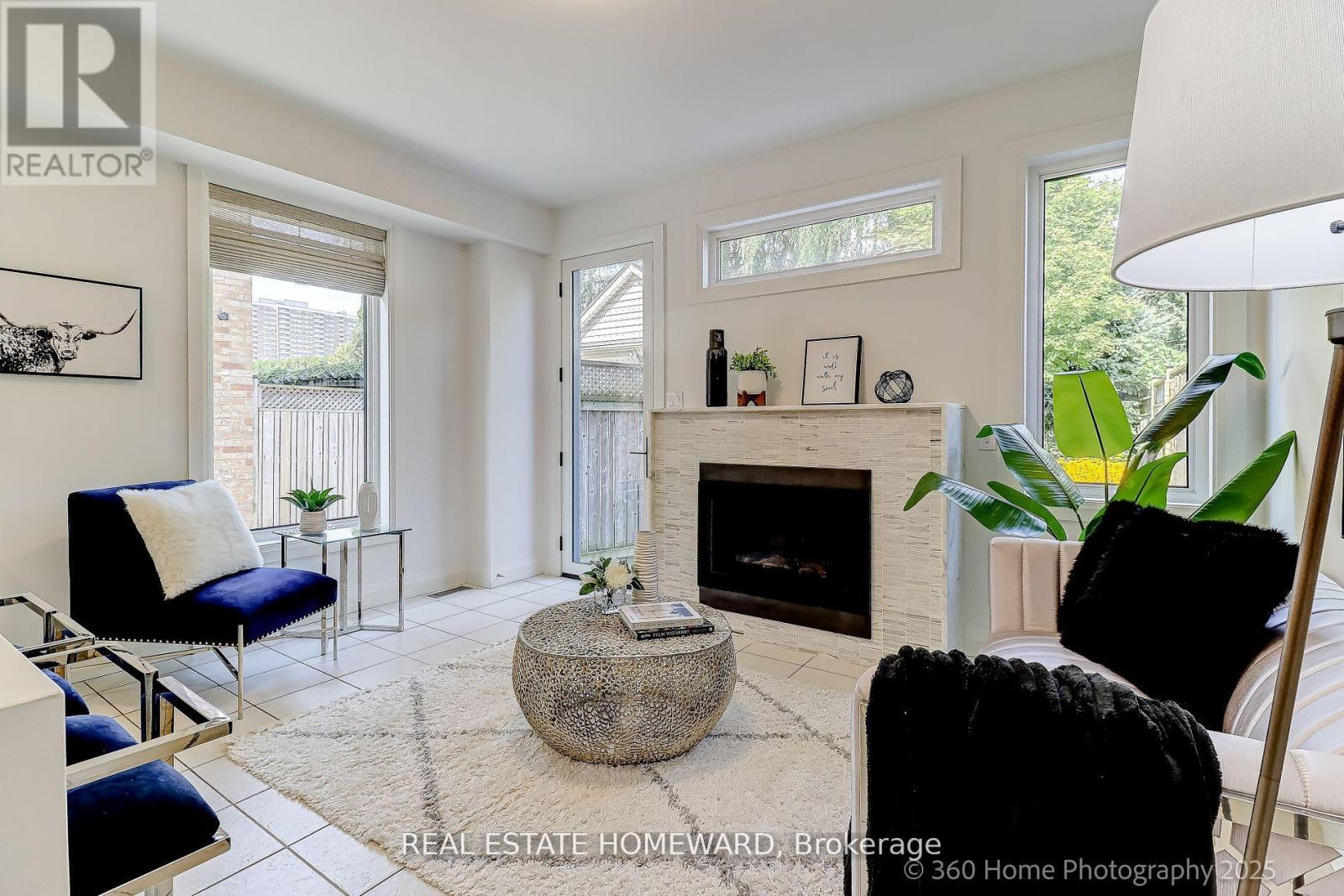 76 Whistle Post Street, Toronto, Ontario  M4E 3W8 - Photo 12 - E12427280