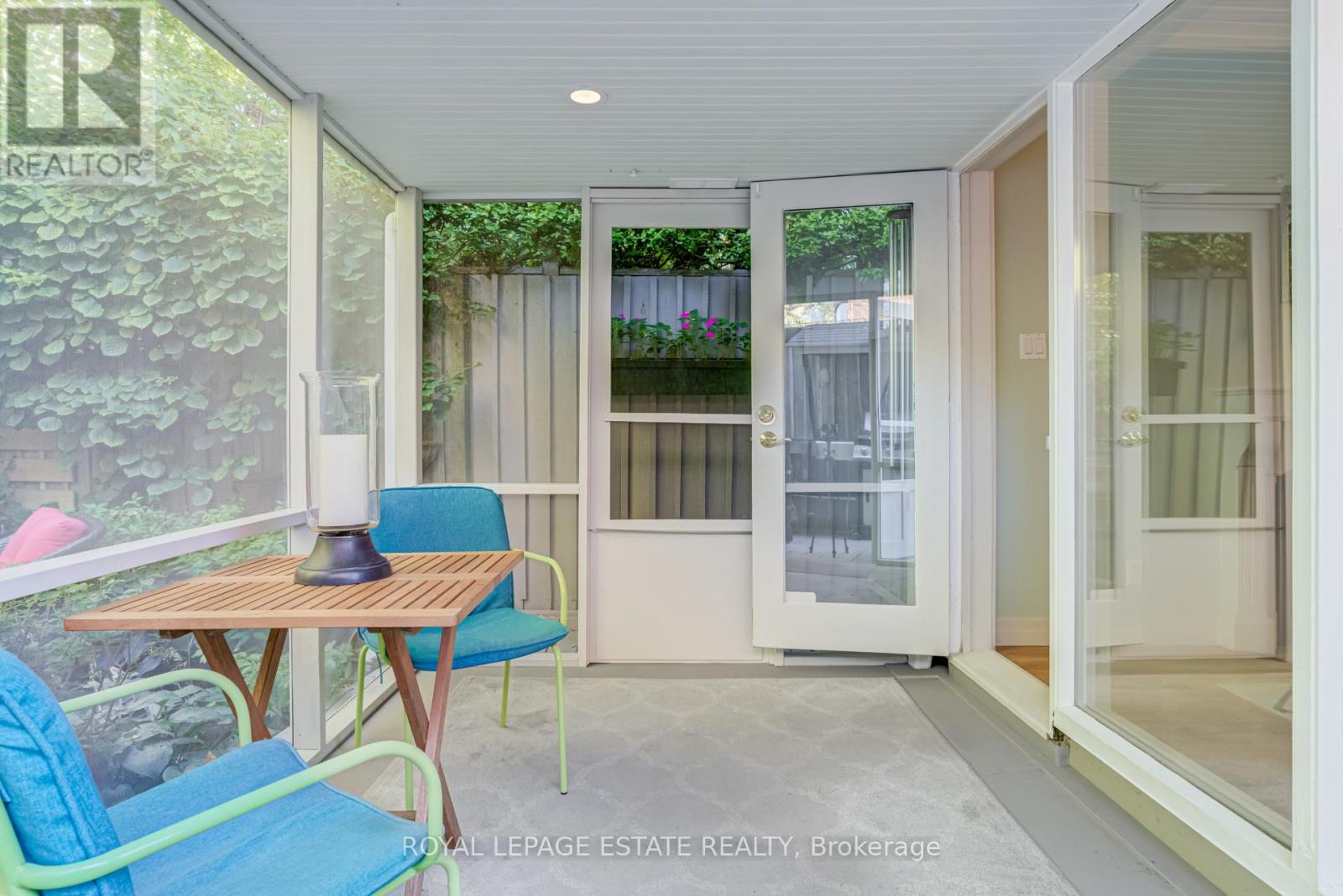 5 Woodstock Place, Toronto, Ontario  M4X 1T7 - Photo 11 - C12438599