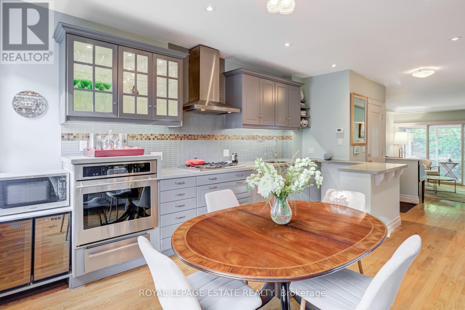 5 Woodstock Place, Toronto, Ontario  M4X 1T7 - Photo 17 - C12438599