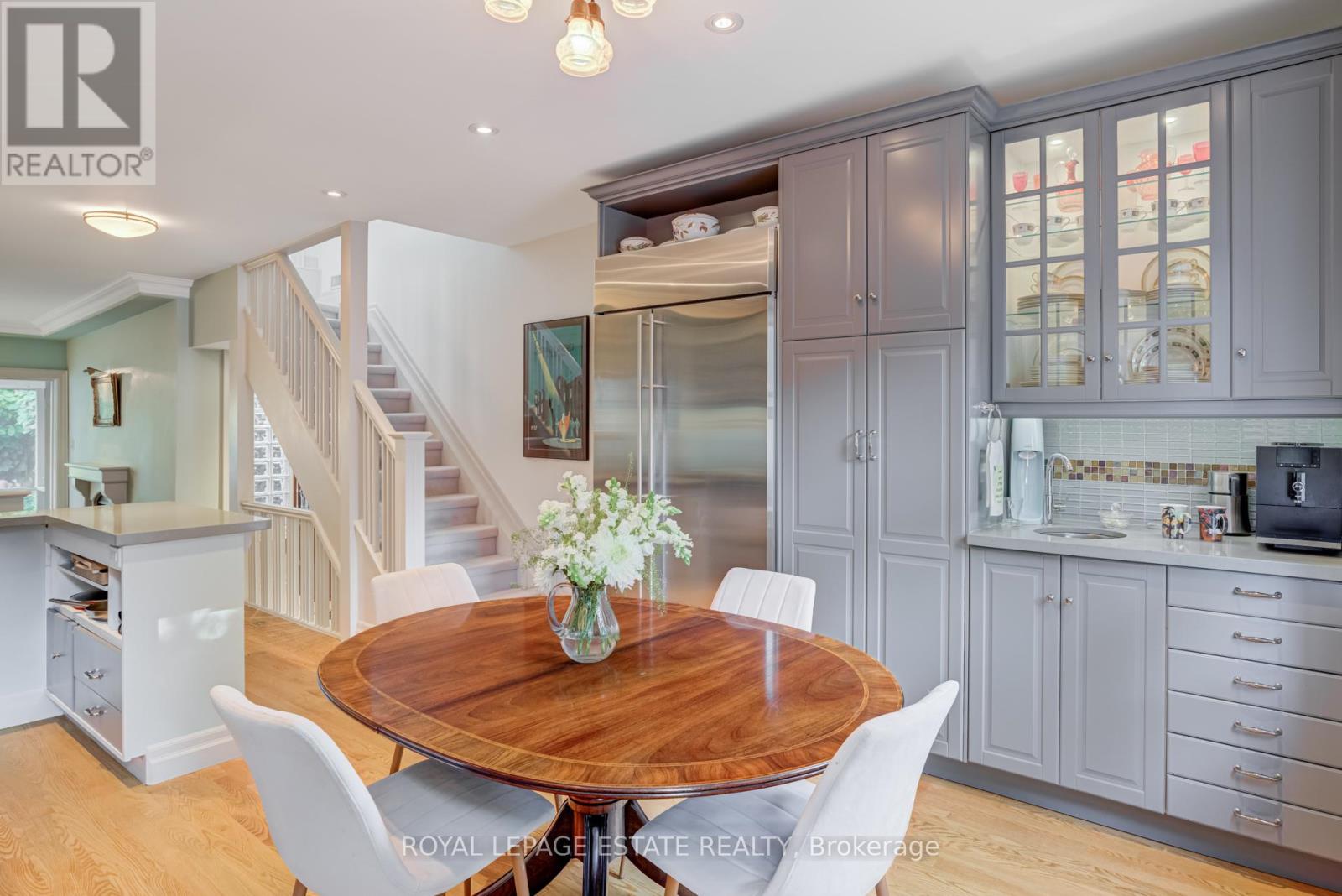 5 Woodstock Place, Toronto, Ontario  M4X 1T7 - Photo 18 - C12438599