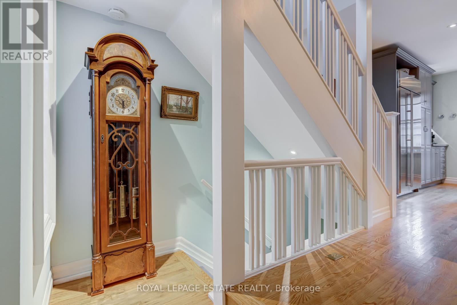 5 Woodstock Place, Toronto, Ontario  M4X 1T7 - Photo 37 - C12438599