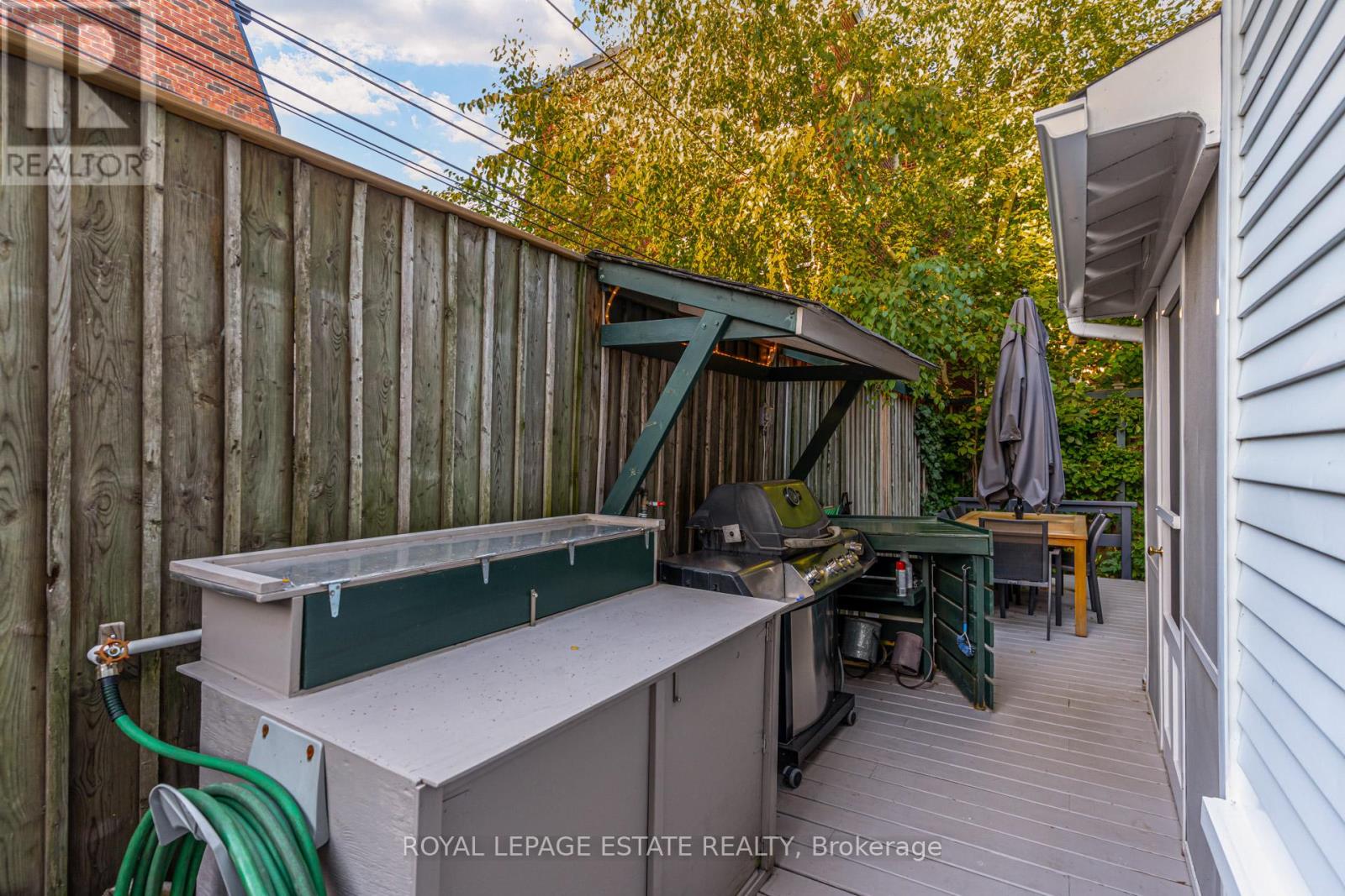 5 Woodstock Place, Toronto, Ontario  M4X 1T7 - Photo 44 - C12438599