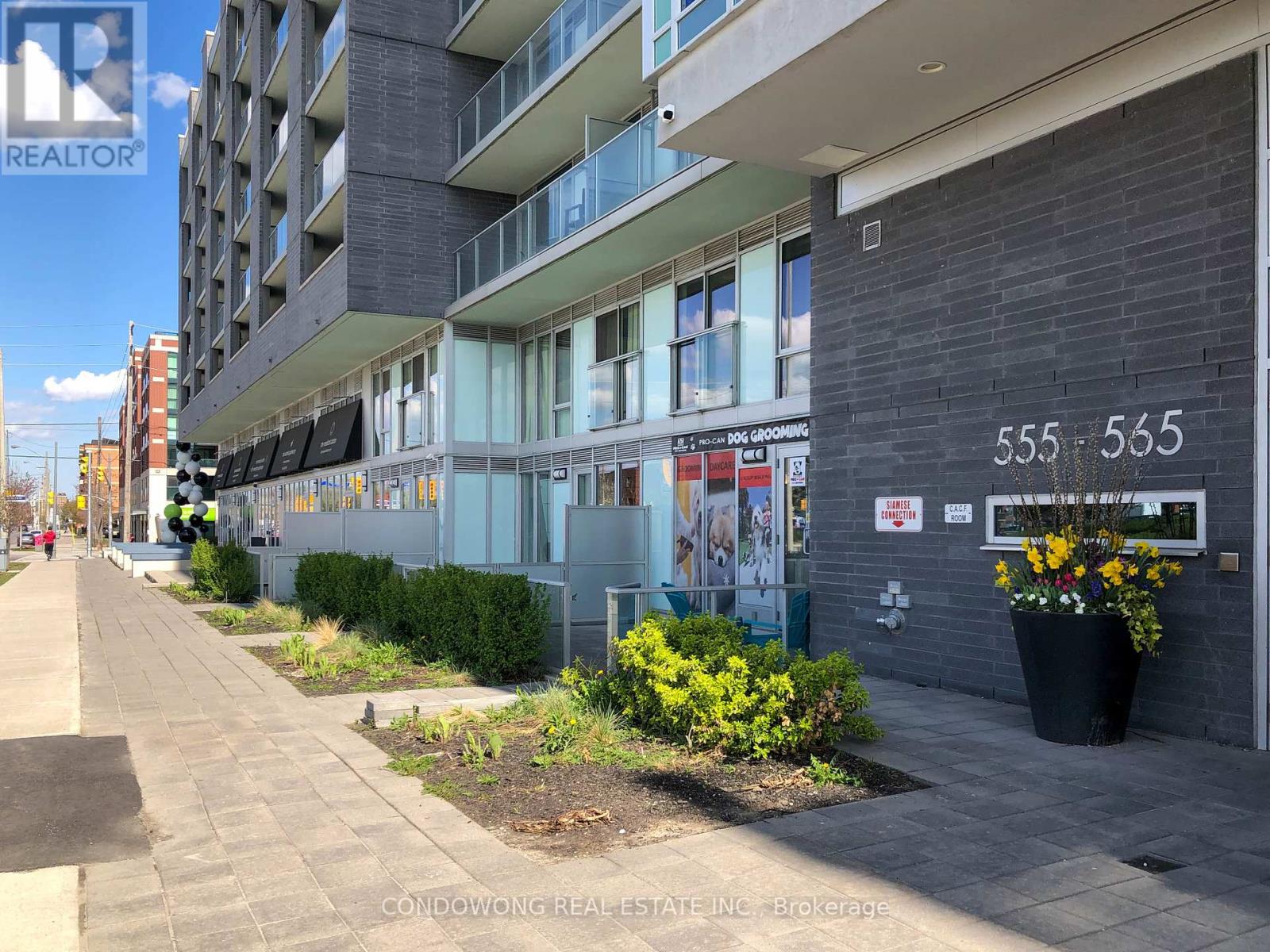 E1005 - 555 Wilson Avenue, Toronto, Ontario  M3H 0C5 - Photo 1 - C12438601