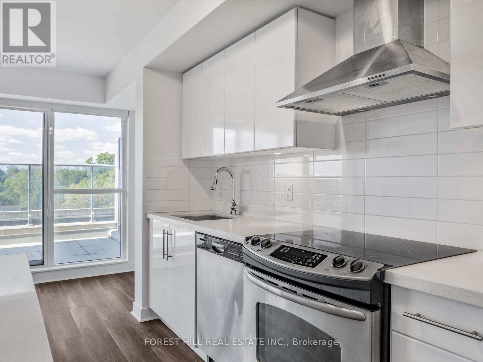 510 - 58 Orchard View Boulevard, Toronto, Ontario  M4R 1B9 - Photo 13 - C12438604