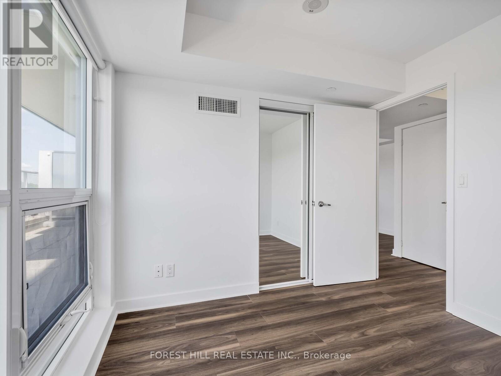 510 - 58 Orchard View Boulevard, Toronto, Ontario  M4R 1B9 - Photo 15 - C12438604