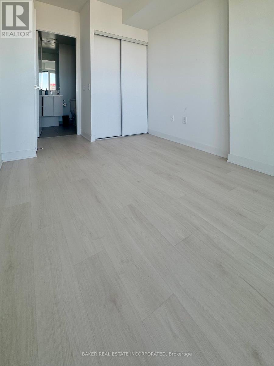 4601 - 3900 Confederation Parkway, Mississauga, Ontario  L5B 0M3 - Photo 10 - W12428935