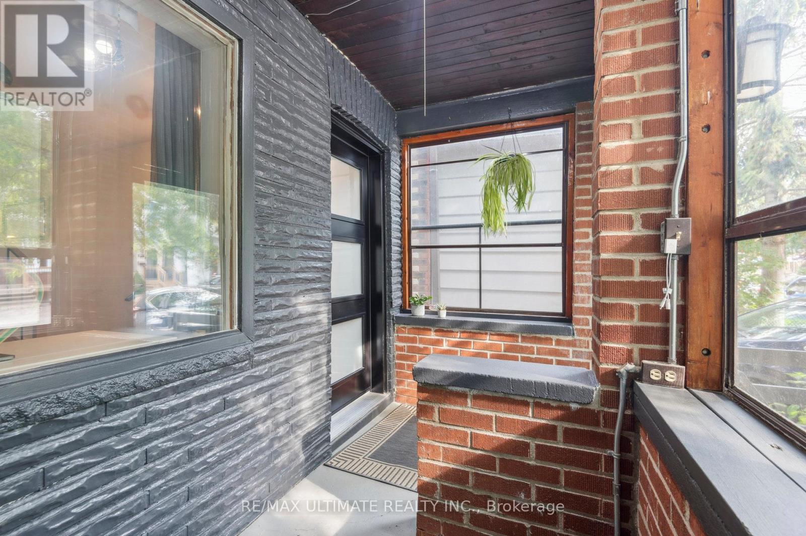 315 Cedarvale Avenue, Toronto, Ontario  M4C 4K3 - Photo 3 - E12438603