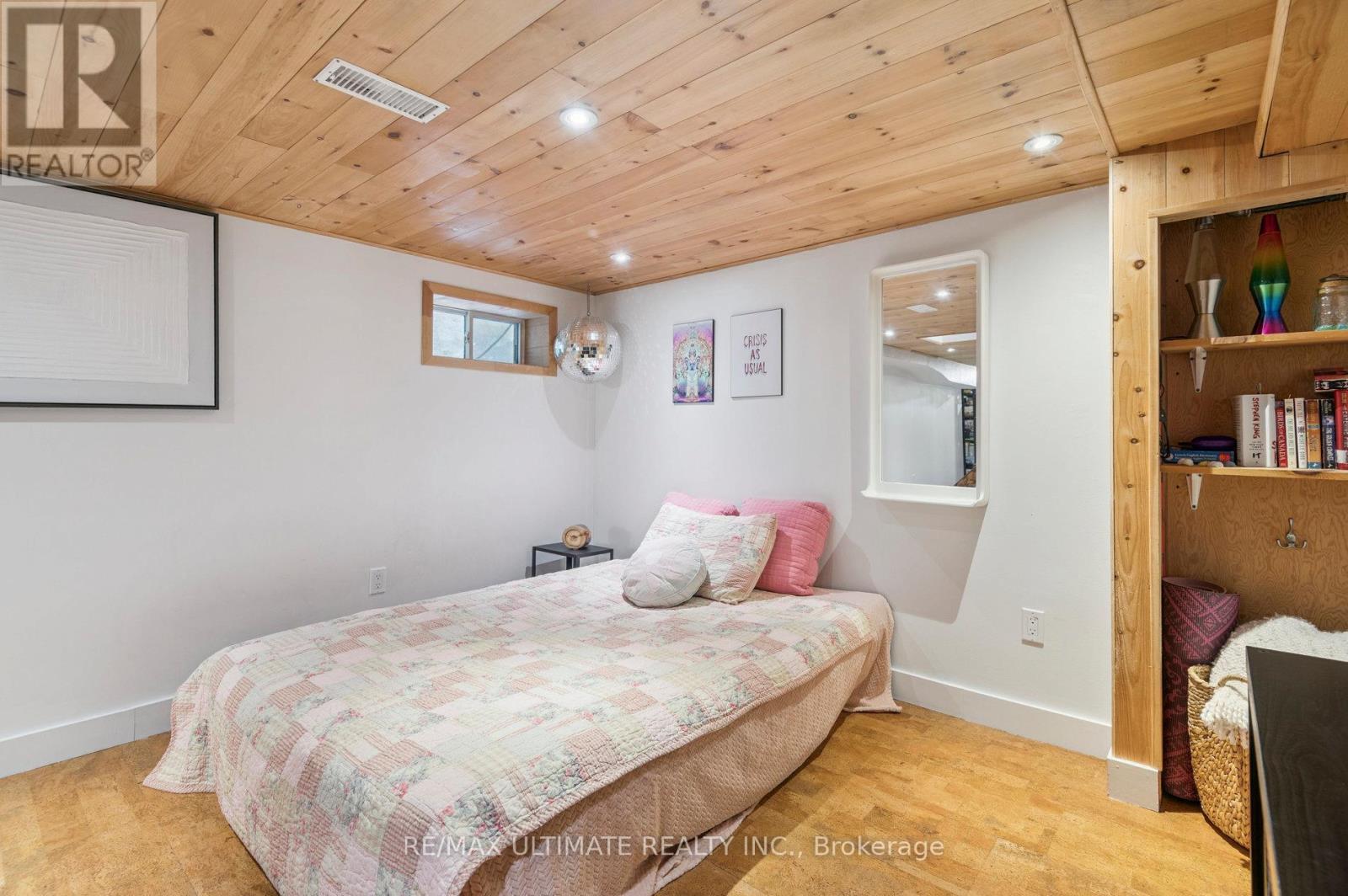 315 Cedarvale Avenue, Toronto, Ontario  M4C 4K3 - Photo 43 - E12438603