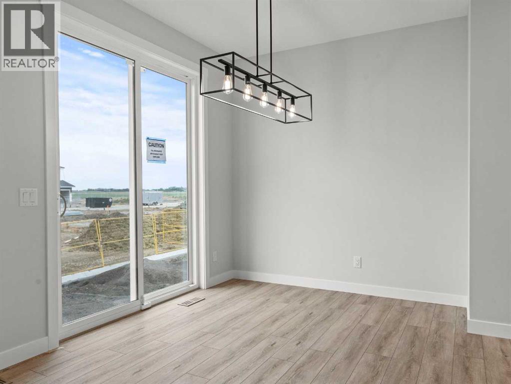 271 Kinniburgh Loop, Chestermere, Alberta  T1X 3C3 - Photo 10 - A2244847