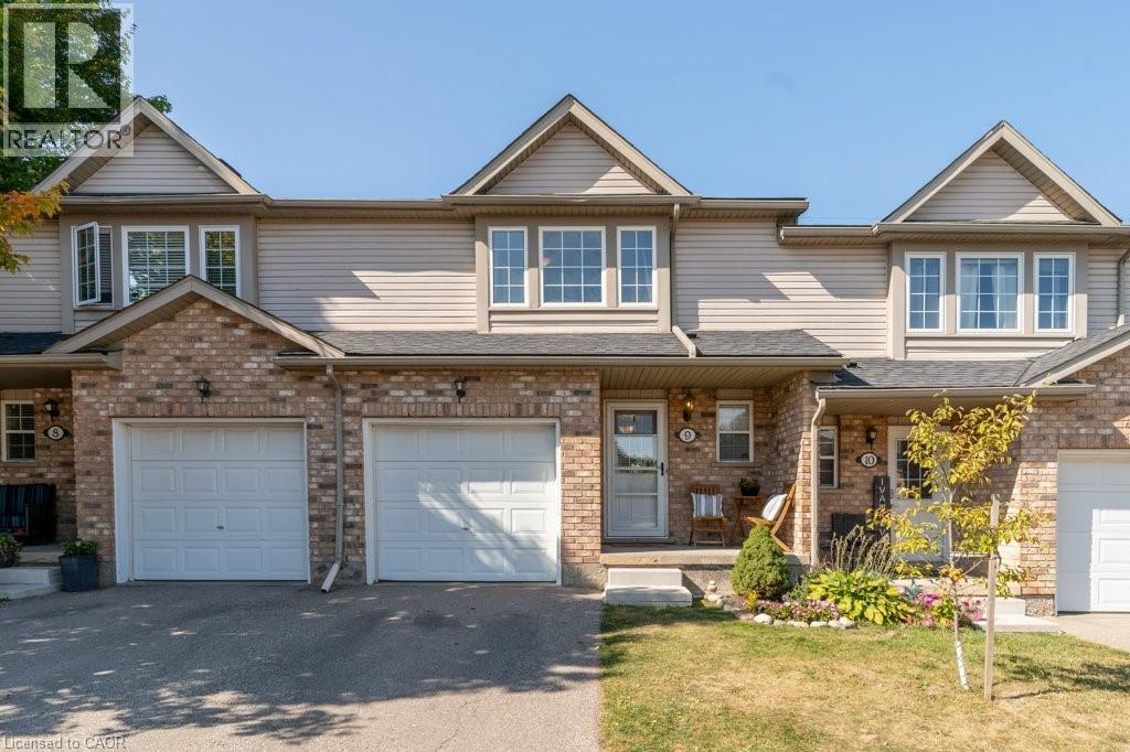 84 WESTMEADOW Drive Unit# 9, Kitchener, Ontario
